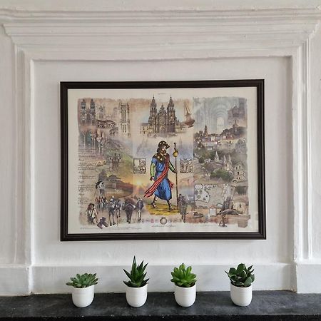 Gite Des Tables - Cathedrale, Coeur Historique, Vue Le Puy-en-Velay Eksteriør bilde