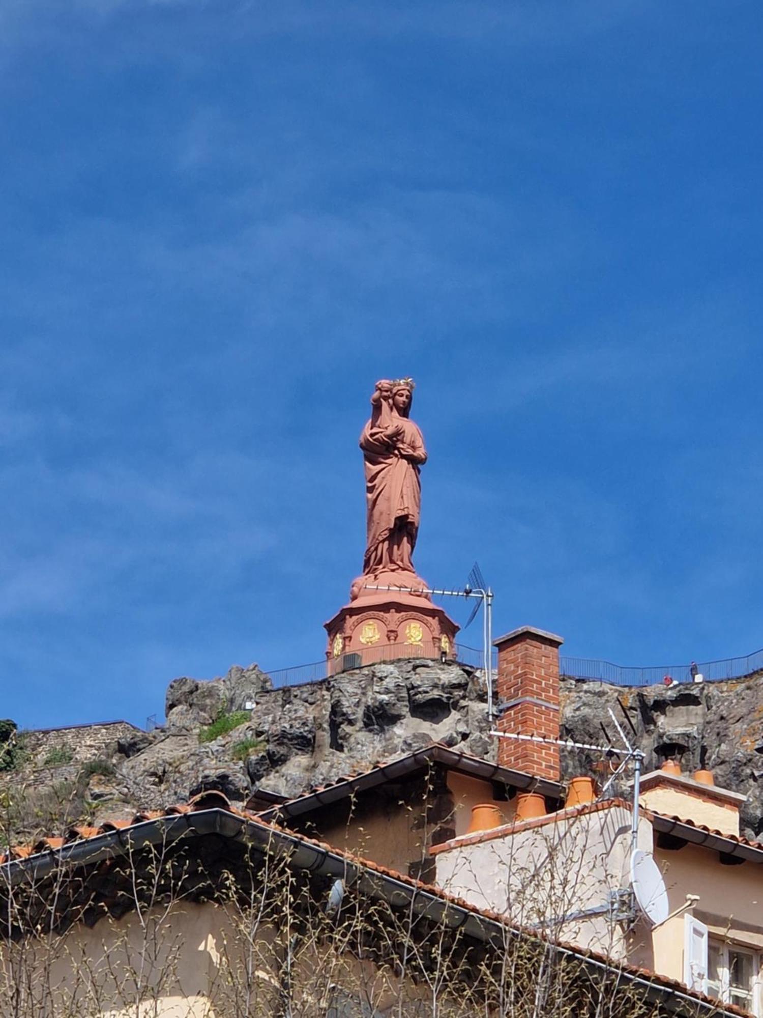 Gite Des Tables - Cathedrale, Coeur Historique, Vue Le Puy-en-Velay Eksteriør bilde